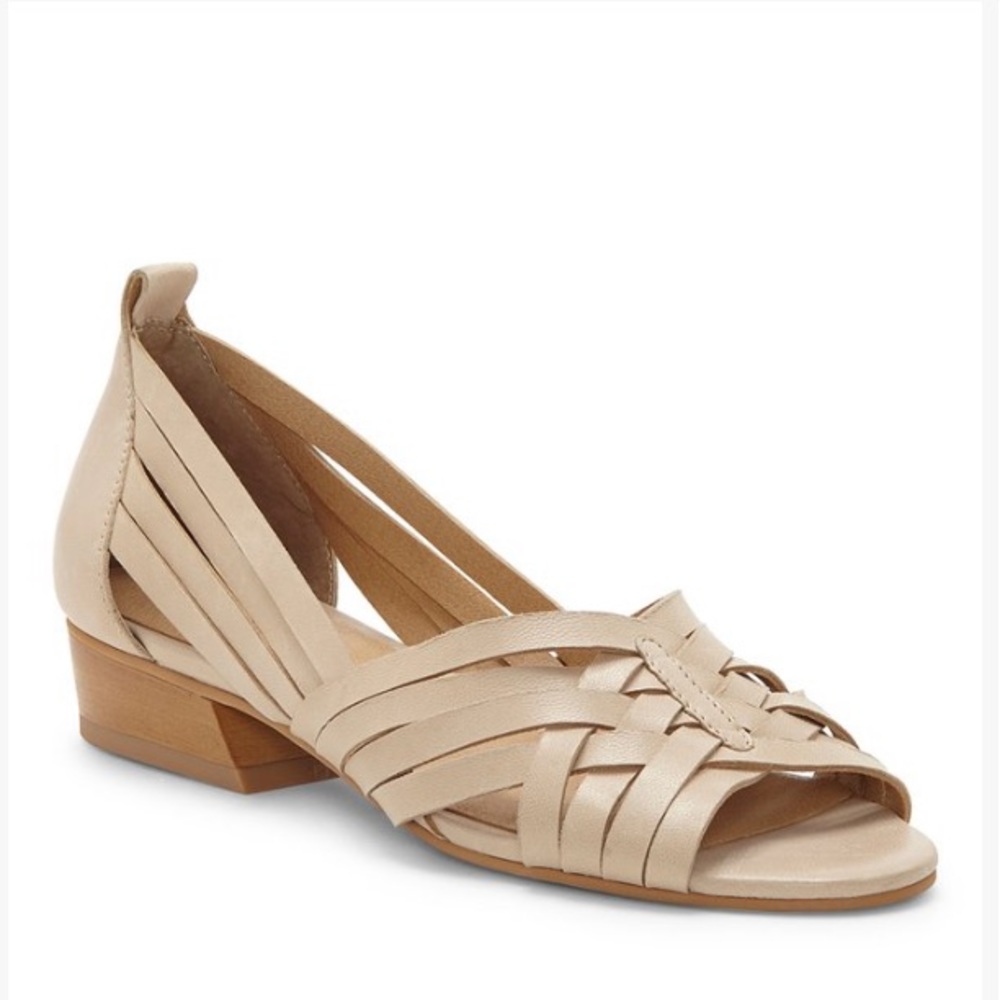 Leather block heeled sandal